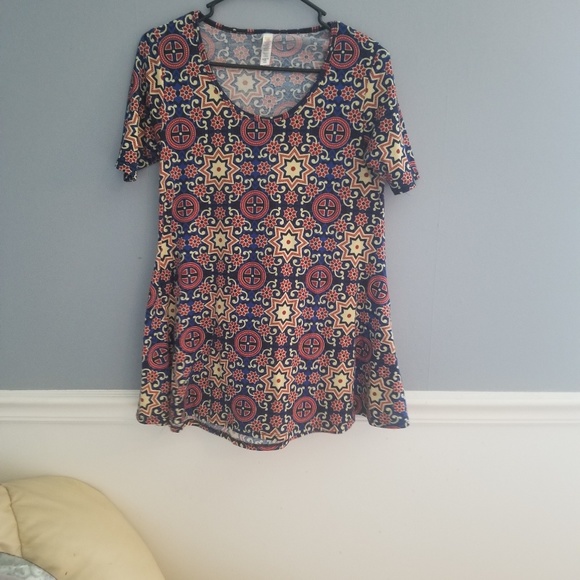 Lularoe perfect T set - Picture 2 of 2
